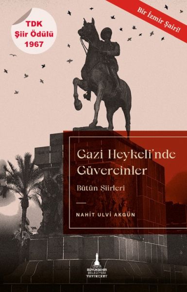 gazi-heykeli-nde-guvercinler