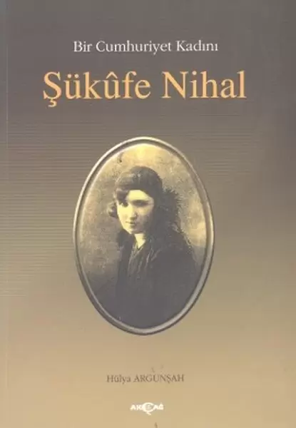 bir-cumhuriyet-kadini-sukufe-nihal