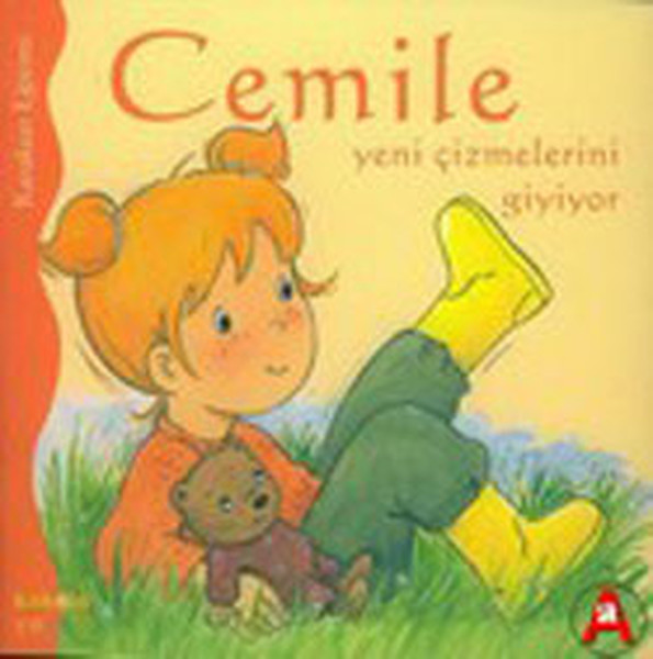 cemile-yeni-cizmelerini-giyiyor