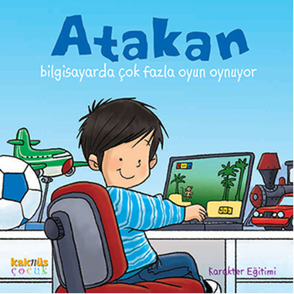 atakan-bilgisayarda-cok-oyun-oynuyor