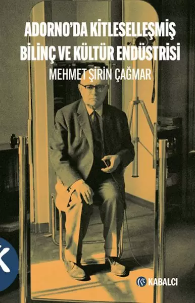 adorno-da-kitlesellesmis-bilinc-ve-kultur-endustrisi