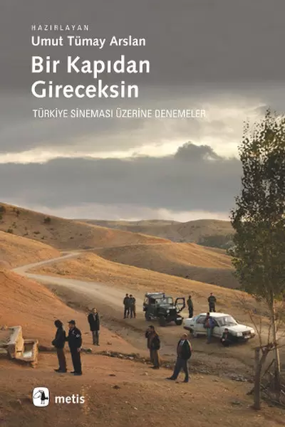 bir-kapidan-gireceksin-turkiye-sinemasi-uzerine-denemeler